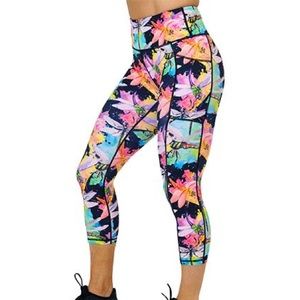 Constantly Varied Gear Dragonfly Capris. Size small. Brand new.